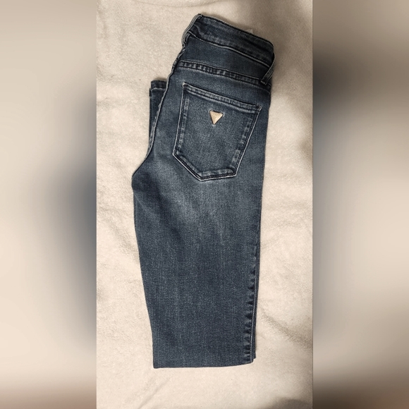 Women's Guess Jeans. Size 24 Long - Picture 1 of 2